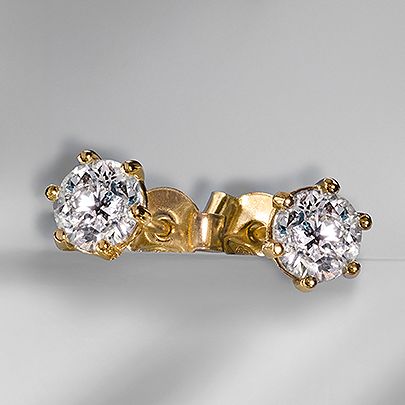 kolczyki z diamentami