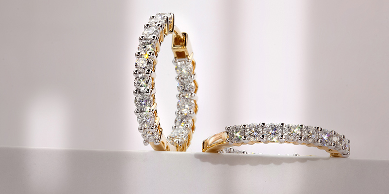 Luksus bez kompromisów: Dlaczego kolczyki z diamentem laboratoryjnym to wybór nowoczesnej kobiety