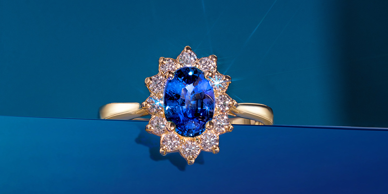 Pierścionek przedzaręczynowy - jaką ma symbolikę?