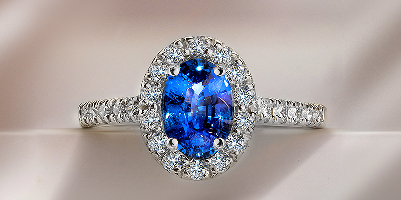 Pierścionek srebrny z szafirem