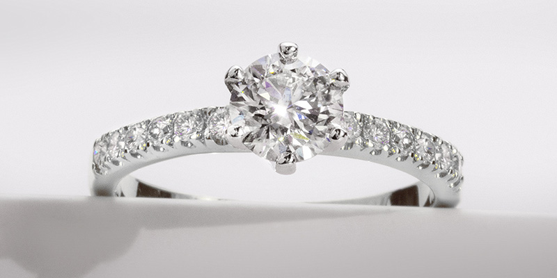 Pomysł na walentynki – co kupić kobiecie na walentynki?