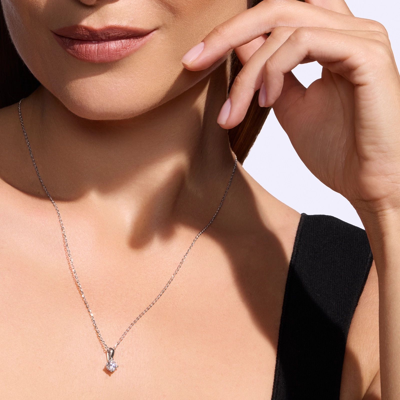 Zawieszka z diamentem Kartezja z białego złota 0,70ct