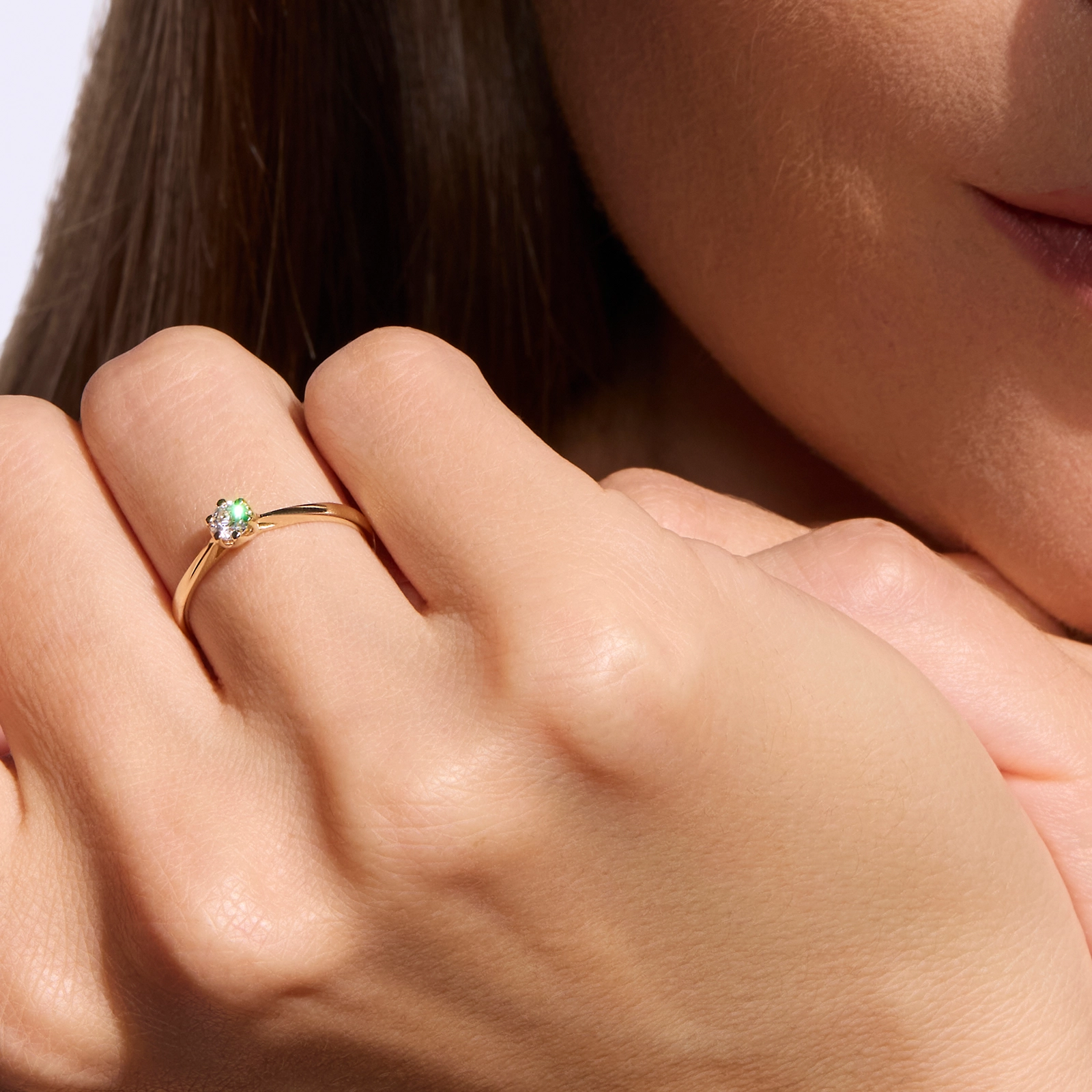 Pierścionek zaręczynowy z diamentem Kartezja z żółtego złota 0,18ct