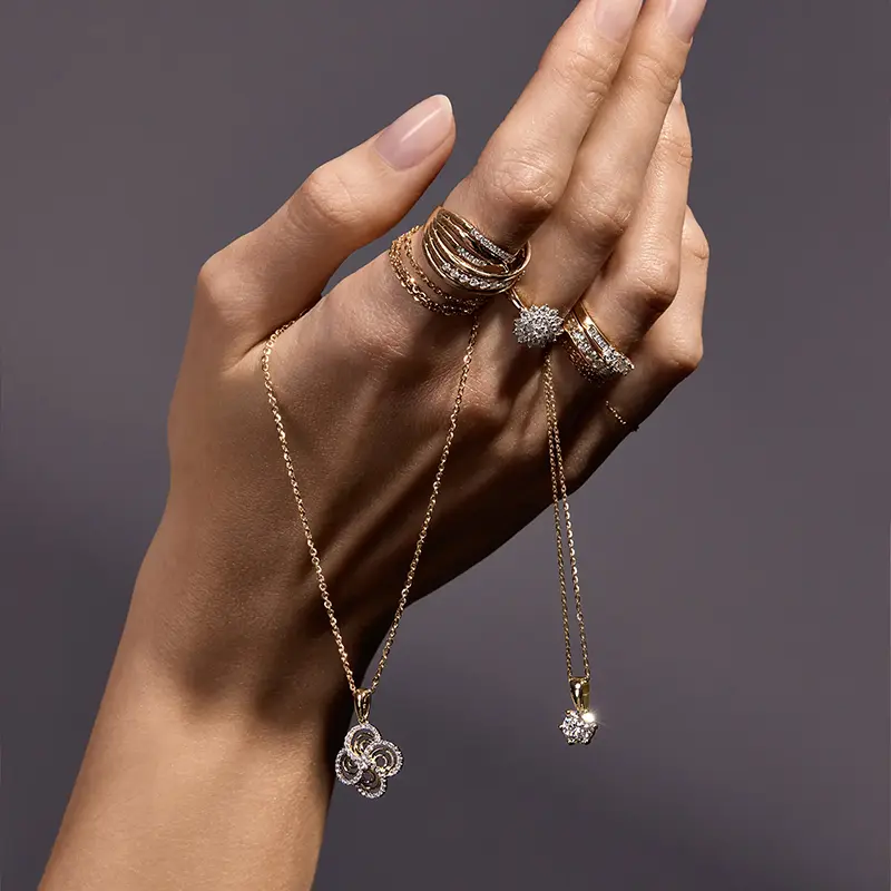 Pierścionek z diamencikami Ventego zaręczynowy z diamentami z