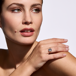 Pierścionek zaręczynowy z brylantami i topazem Ventego z żółtego złota