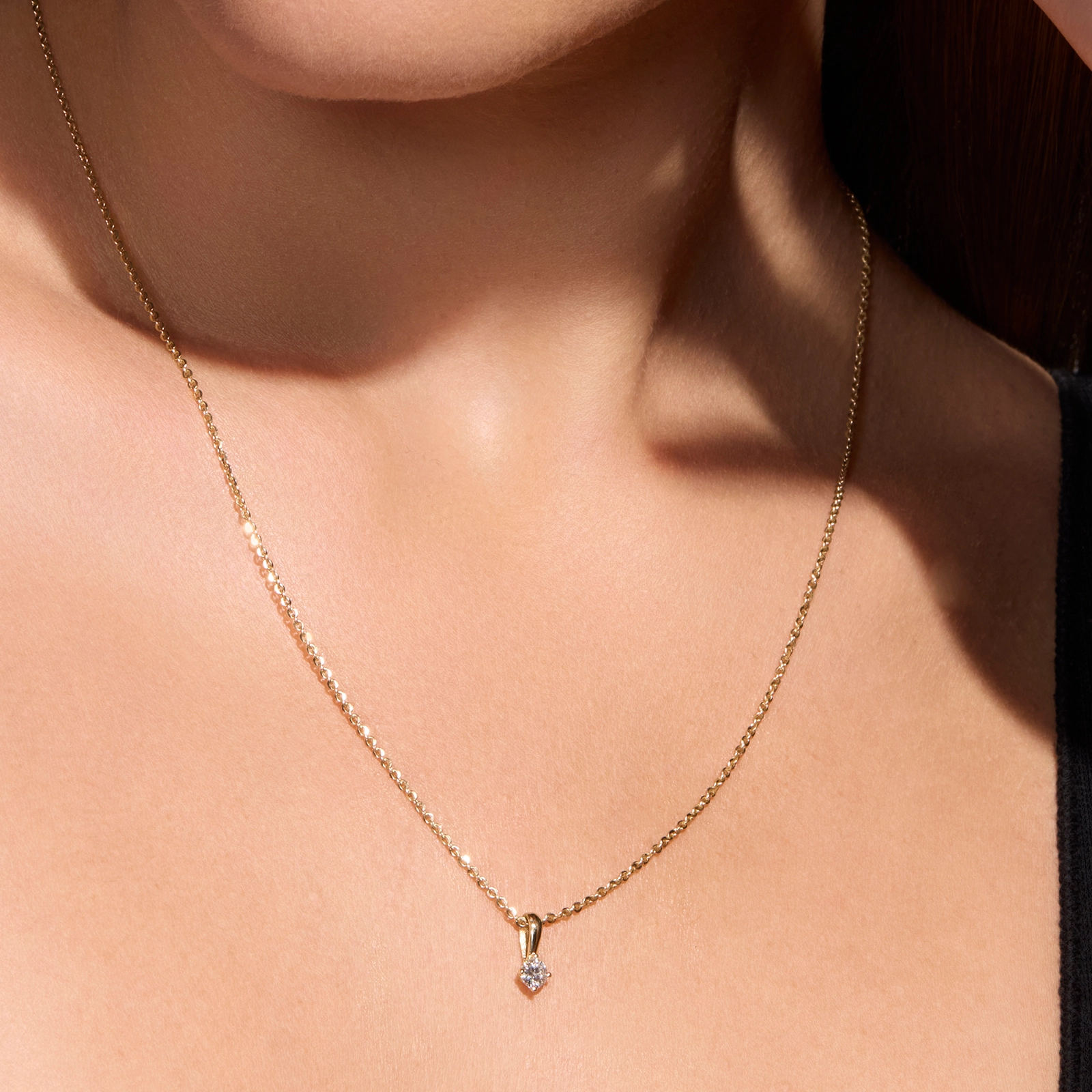 Zawieszka z diamentem Kartezja z żółtego złota 0,24ct