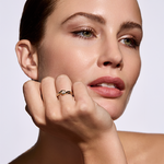 Pierścionek zaręczynowy z brylantem Roso z białego i żółtego złota