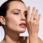 Pierścionek zaręczynowy z brylantami i szafirem Ventego z żółtego złota